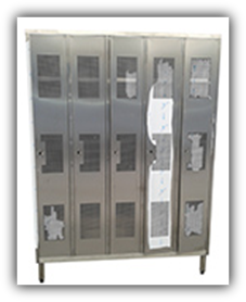 Hava Delikli Krom Soyunma Dolabı