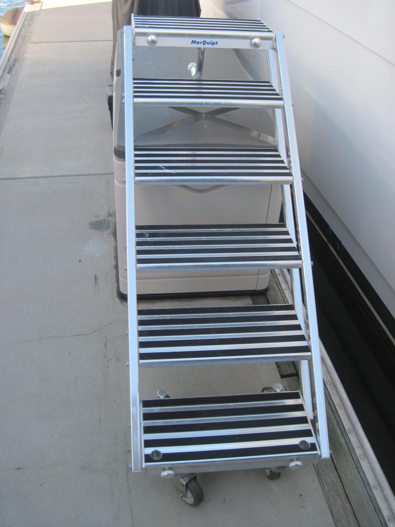 Seyyar Krom Deniz Merdiveni